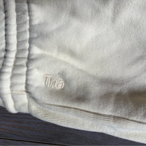 Aritzia TNA Jogging Pants for Women - Picture 4 of 7